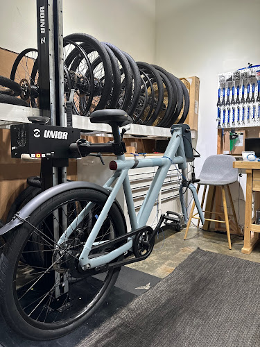 Kruse + Company Bicycles Bicycle store in Santa Monica California