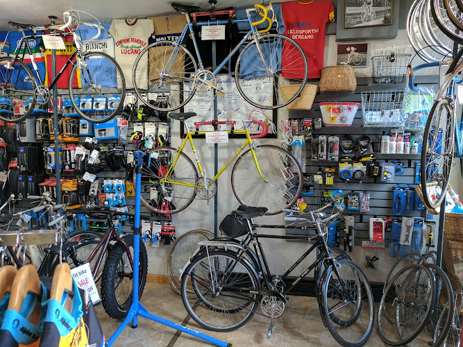 Classic Crank Bicycle Shoppe Bicycle store in Steamboat Springs Colorado