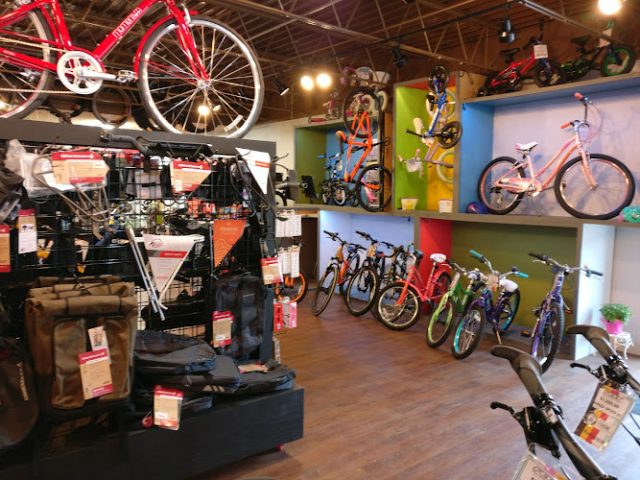 Spoke-N-Sport Ski shop in Sioux Falls,South Dakota