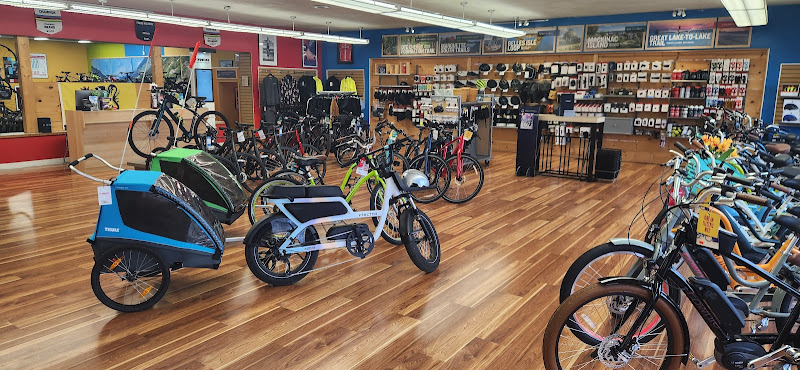 Trek Bicycle Pontiac Bicycle store in Pontiac Michigan