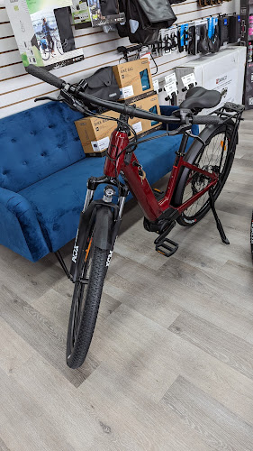 Cit-E Cycles Electric Bikes - Victoria Hillside Bicycle store in Victoria British Columbia