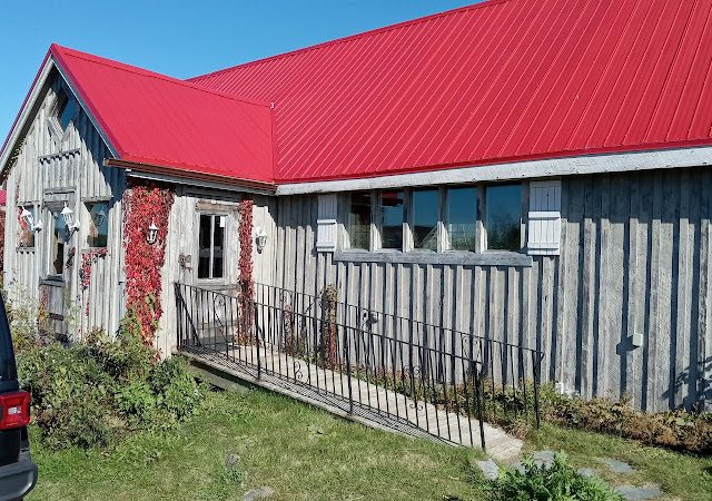 Willies Bike Rental & Sales Electric bicycle store in Upper Tantallon Nova Scotia