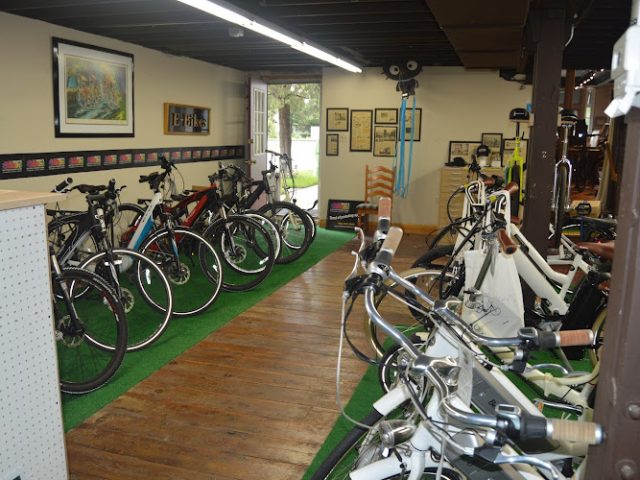 Becky's Bikes Electric bicycle store in
  Crystal Lake,Illinois