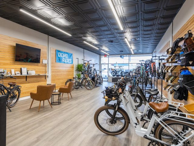 AM Island eBikes Electric bicycle store
  in Holmes Beach,Florida