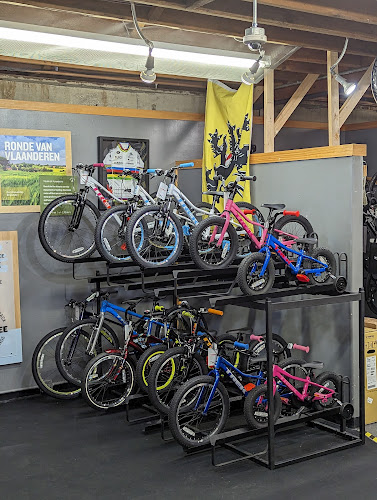 Trek Bicycle Oakland Bicycle store in Oakland California