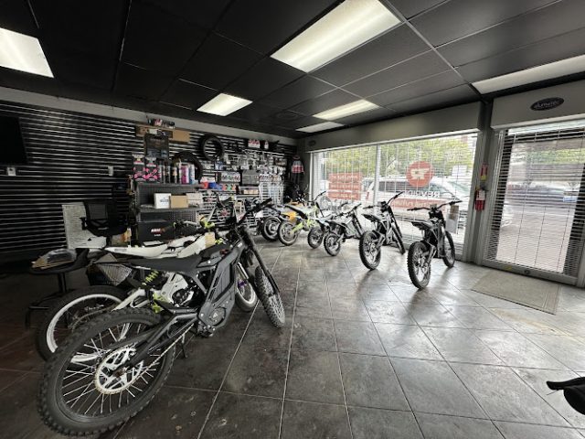 REV Rides Motor scooter dealer in
  Vancouver,Washington