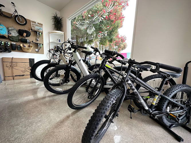 Red Tail Bikes Bicycle store in Morro Bay California