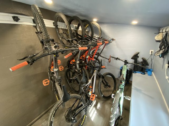 Rise And Ride Electric MTB Rental Bicycle
  rental service in Bentonville,Arkansas