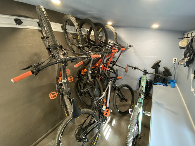 Rise And Ride Electric MTB Rental Bicycle rental service in Bentonville Arkansas