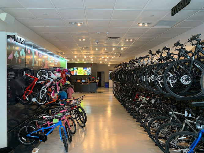 Trek Bicycle Stuyvesant Town Bicycle store in New York New York
