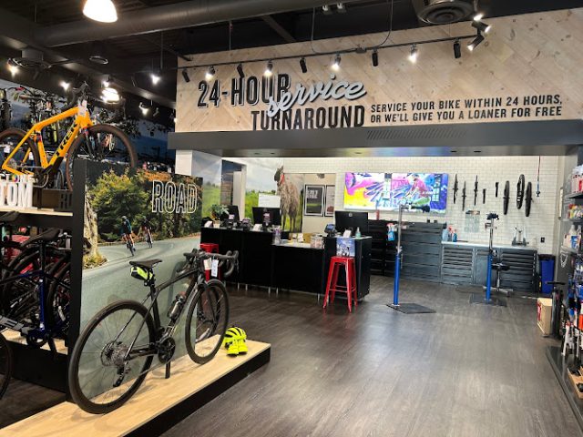 Trek Bicycle Lake Grove Bicycle store in Lake Grove,New York