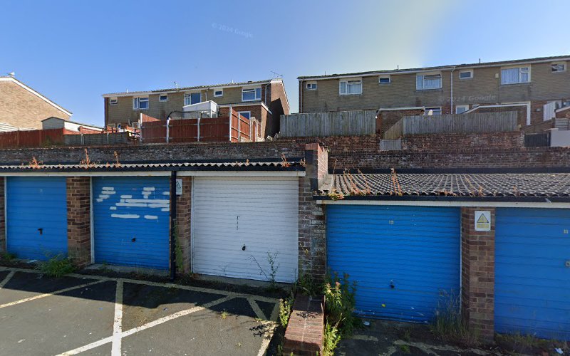 Seahaven Cycles Bicycle repair shop in Newhaven