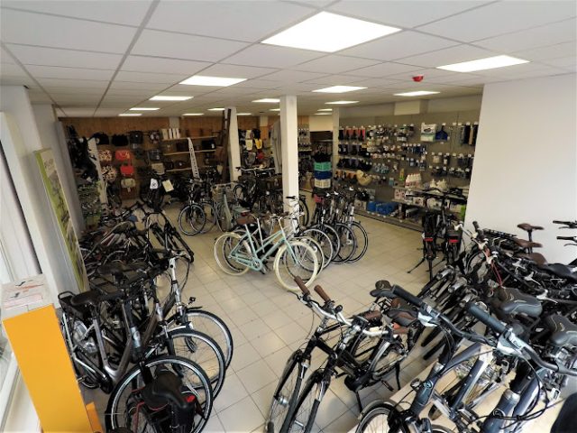 Akkerdaas Tweewielers Fietsverhuur in Domburg