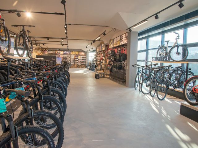 Bicycle and Fitness XXL by Jeremiasse Fietsenwinkel in Goes