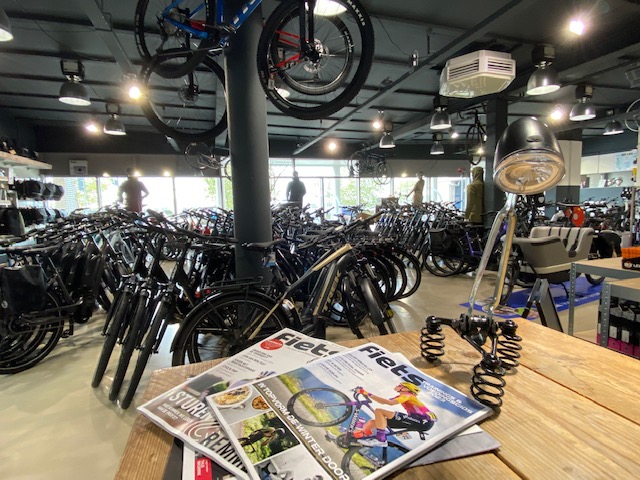 Dirk Visbeek Fietsplezier Fietsenwinkel in Wormerveer