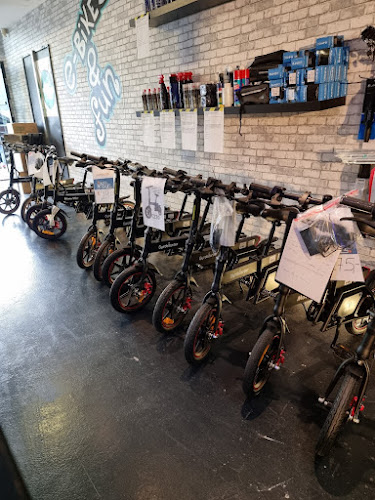 Dutchdealz bv Fietsenwinkel in Bunschoten-Spakenburg