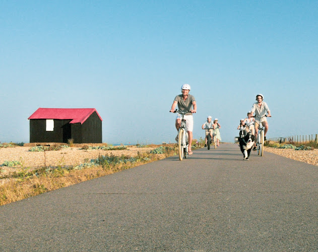 Ride Local: Why Supporting Ebike Shops This Holiday Season Matters