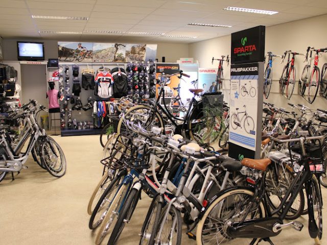 Wolf Cycling Fietsenwinkel in Delft