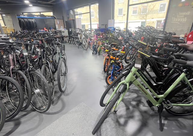 Zaandam Bicycle Fietsenwinkel in Zaandam